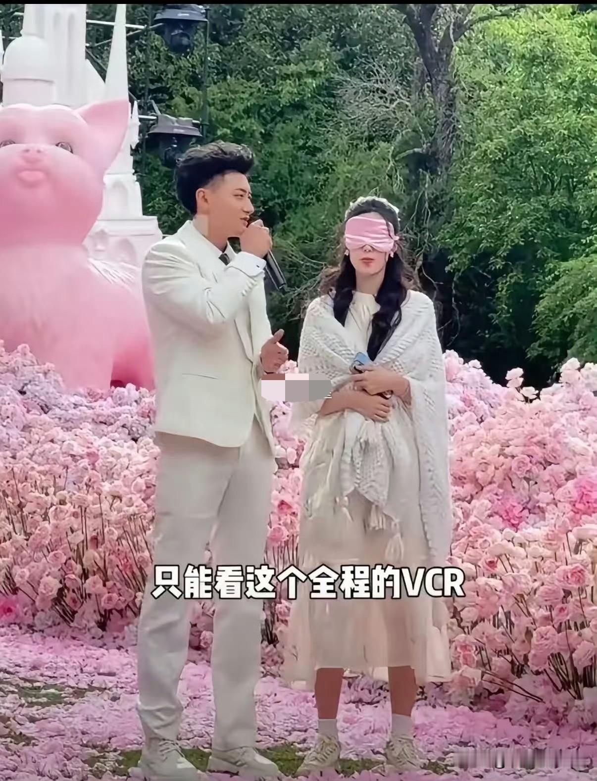哎哟我去！
黄子韬徐艺洋这事儿也太逗了吧！

你们仔细看求婚那张图，正常女生被求