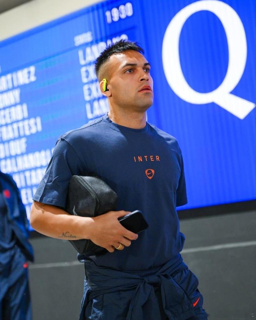 劳塔罗不会入选本轮比赛大名单，齐沃没必要不会冒险让其复出，下轮对阵帕尔马劳塔罗将