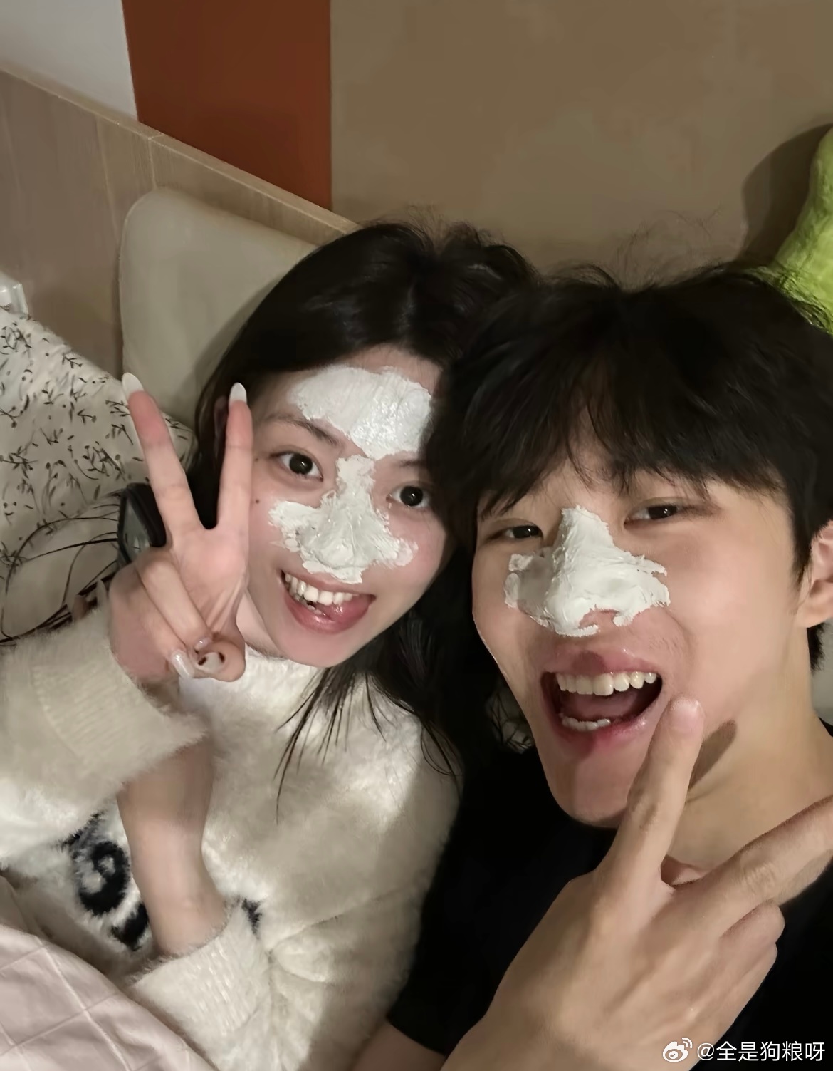 我要你陪我过很多个春夏秋冬 