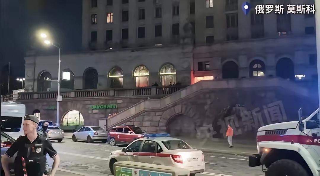 死伤惨重！莫斯科核心区爆炸，35枚导弹轰炸基辅，北约目标不再是禁区！

8月1日