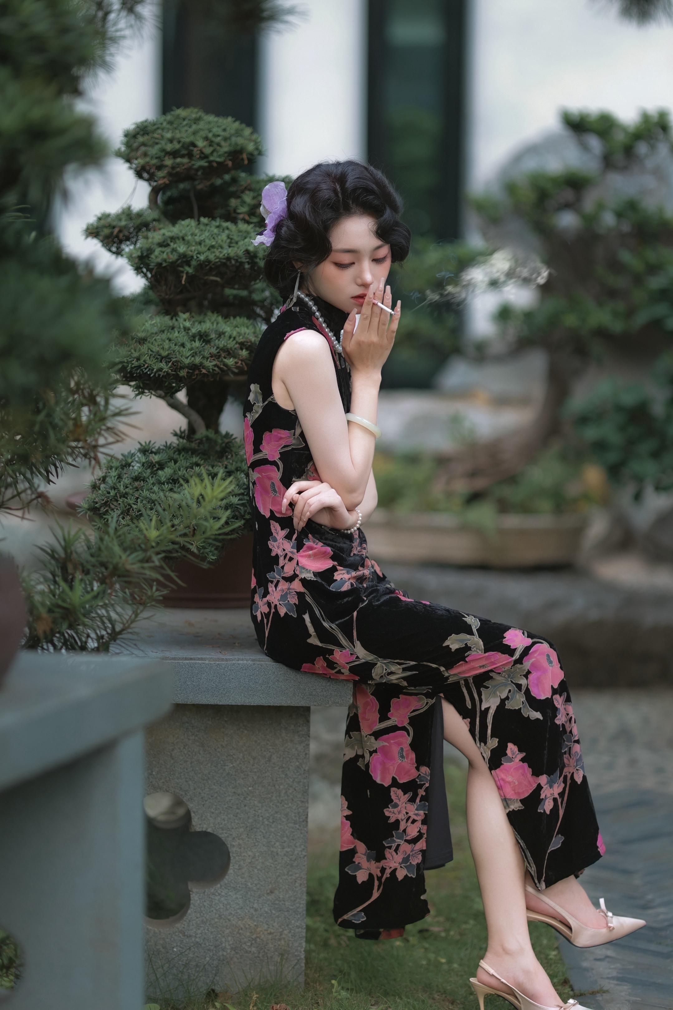 “如果有多一张船票 你会不会同我一起走”