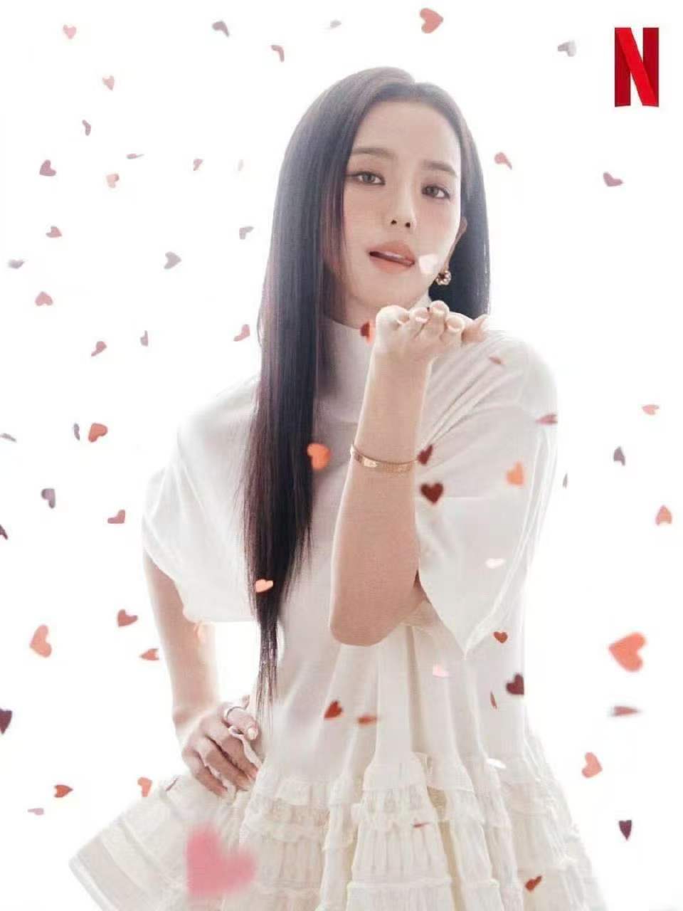 金智秀宣传照金智秀宣传片金智秀宣传片，不错不错，