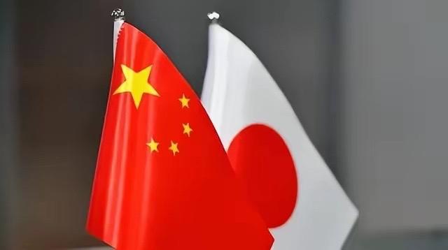 中日若开战，将是地狱模式！全球终于看清了：中国这次不是在演戏，是真敢打！
​日本