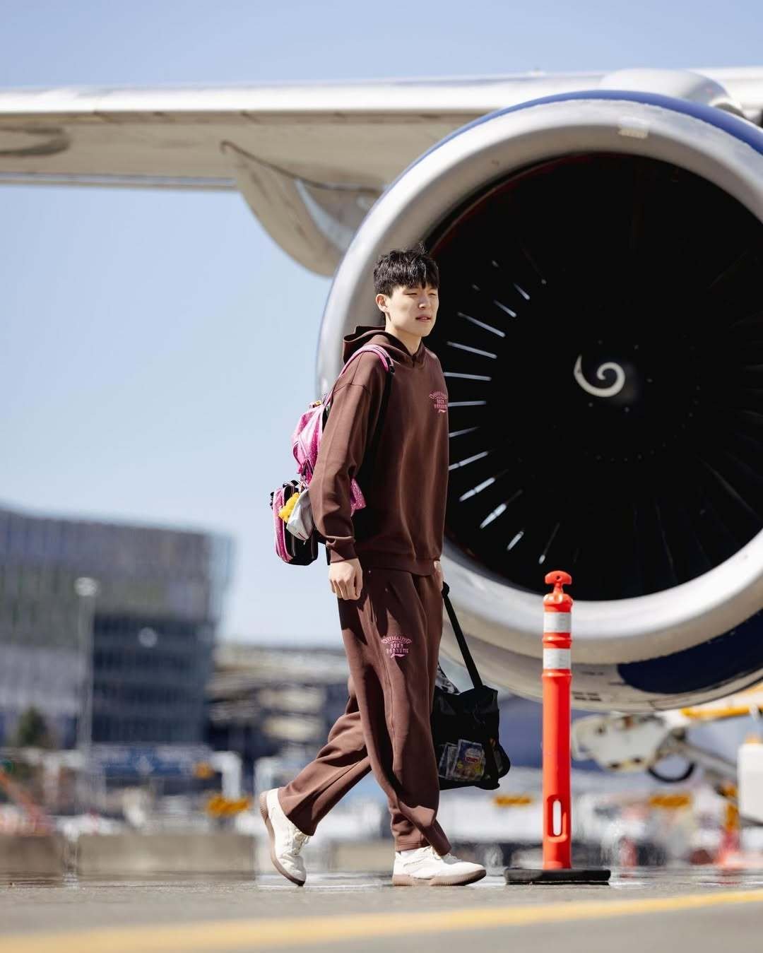 波特兰开拓者 杨瀚森，加油！G联盟季后赛冲呀！稳住心态，发挥你的策应与护框优势，