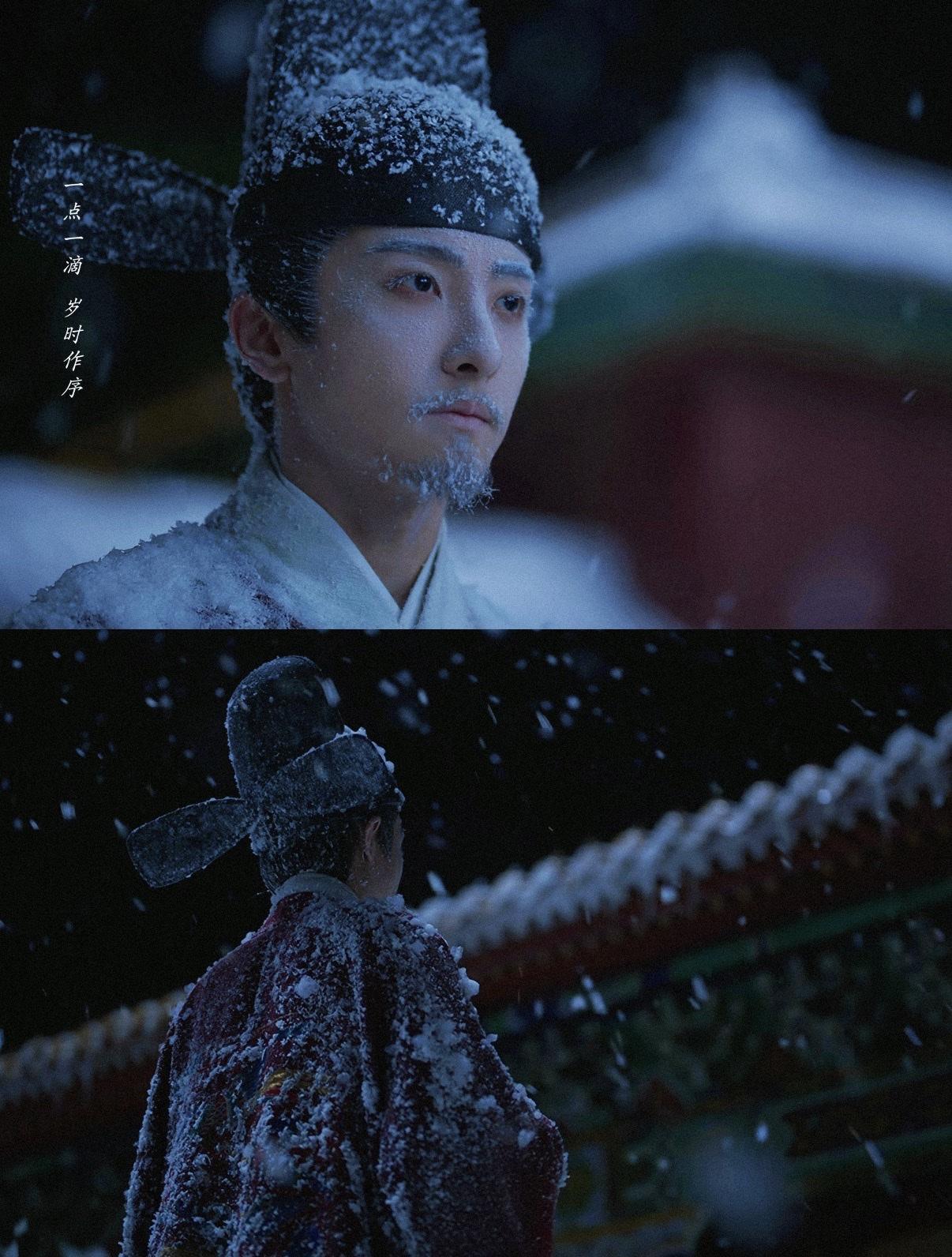没想到吧，

韩梁这个雪人的镜头不是特效妆画上去的，

而是牛骏峰真的像站在雪地