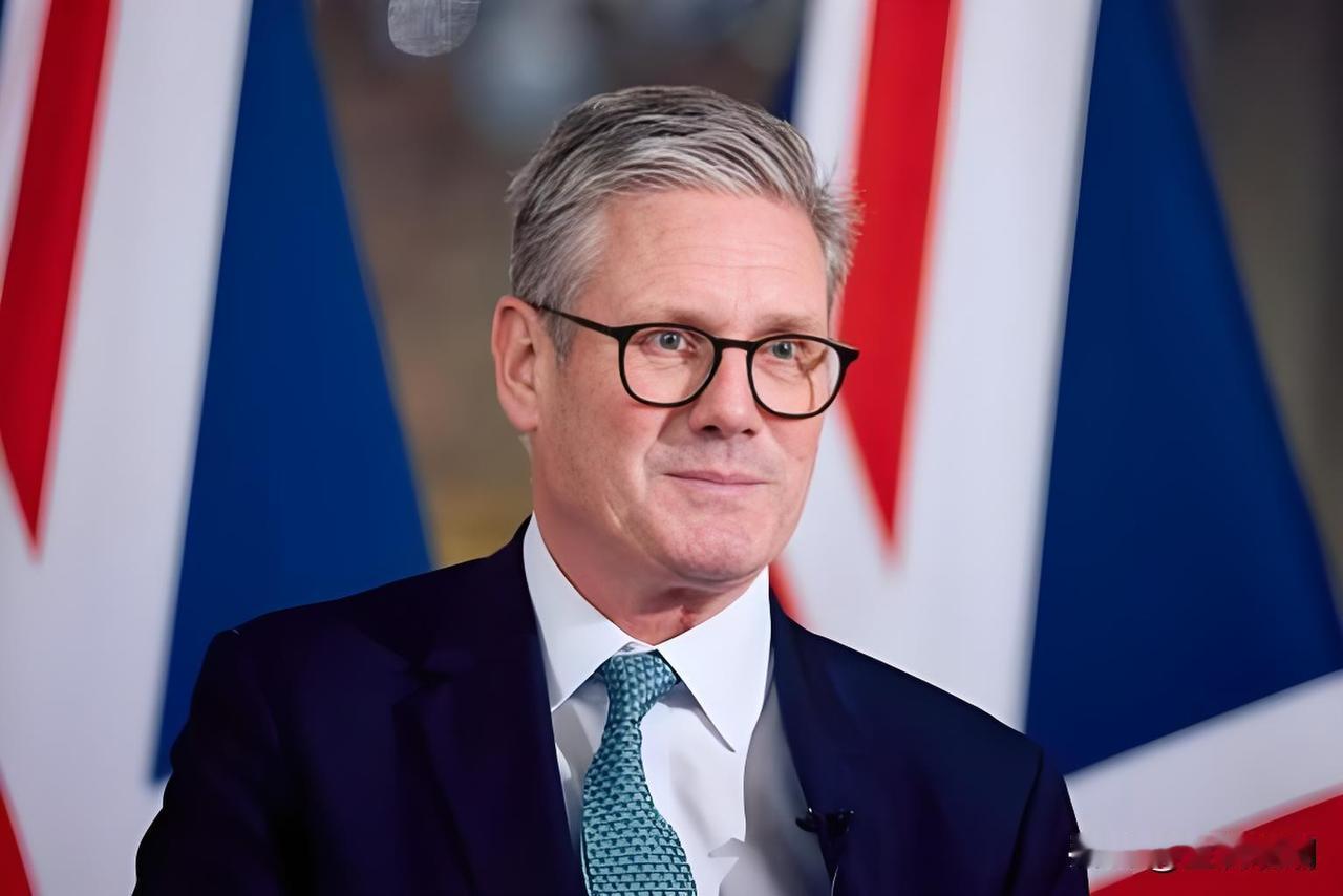最新消息，英国政坛又变天，首相斯塔默即将辞职…
 
英媒《每日邮报》5月17日独