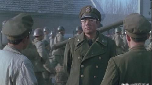 辽沈战役中，廖耀湘让宪兵枪毙作战不力的师长戴海容。

这个在东北平原炮火中下达的