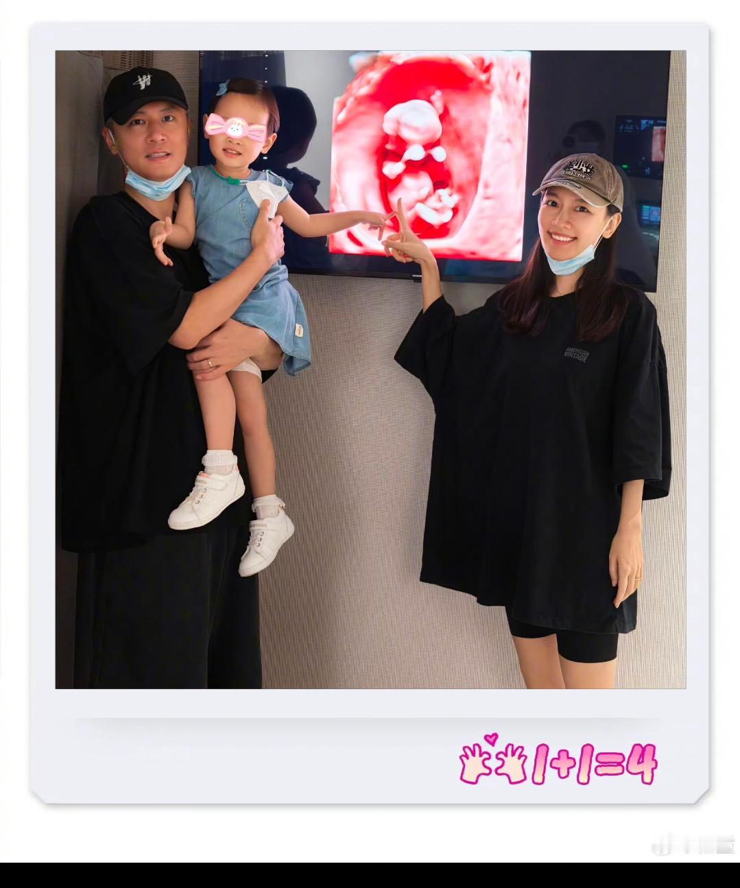 以前本来挺喜欢男主呢，后来有一次在听说他主动要求换掉姜妍的女主，后来就对他没好感