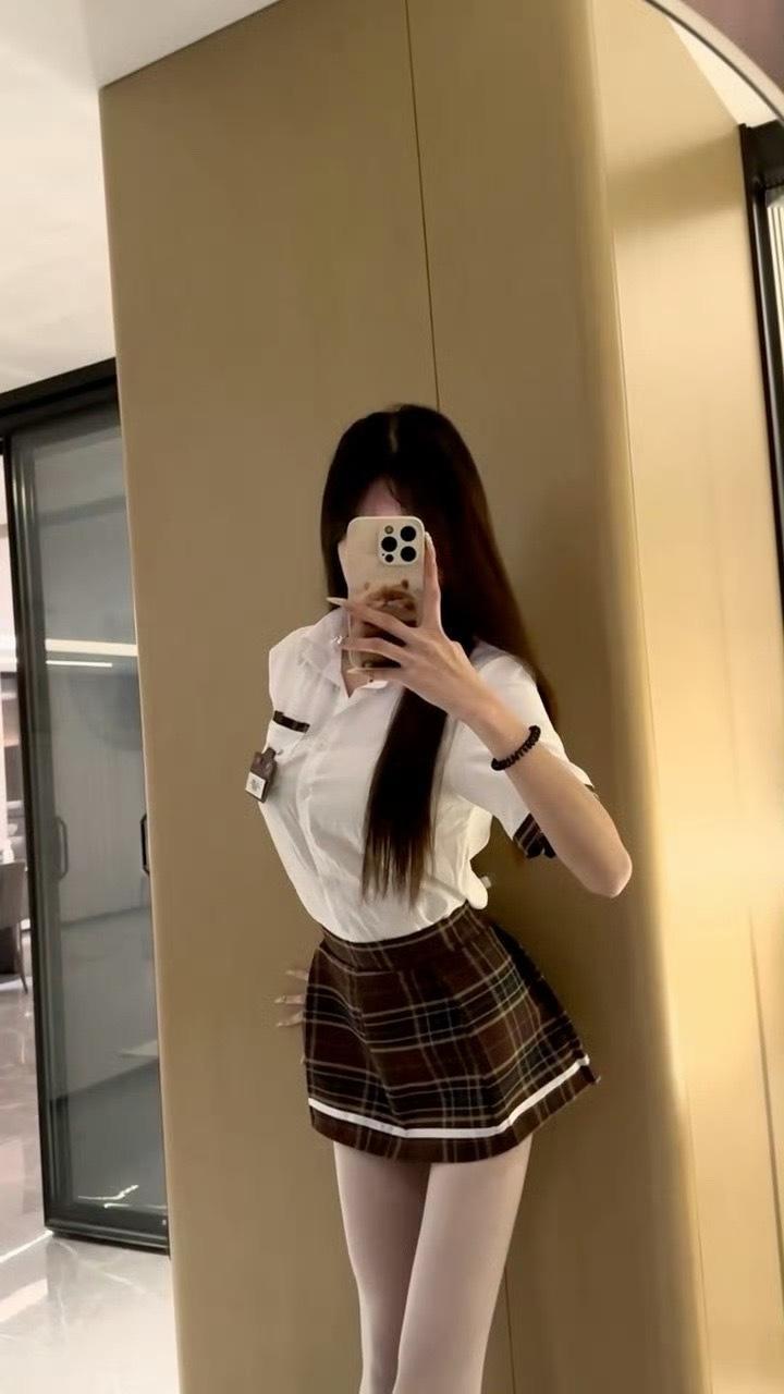 白沙洲回温啦，这套穿搭可以让我多上一个钟嘛  ​[哇] ​​​