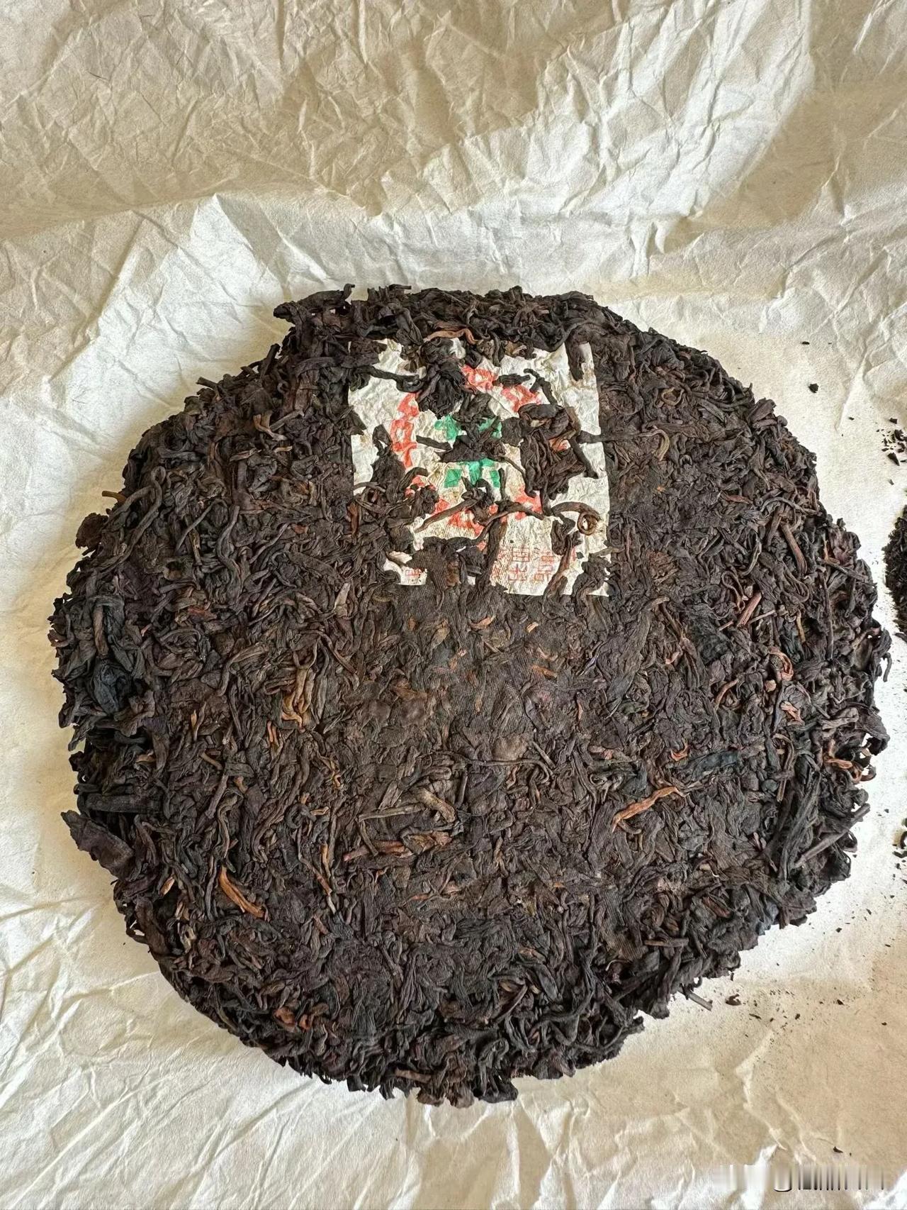 88熟勐海茶厂8592经典老熟茶
88熟8592 普洱茶