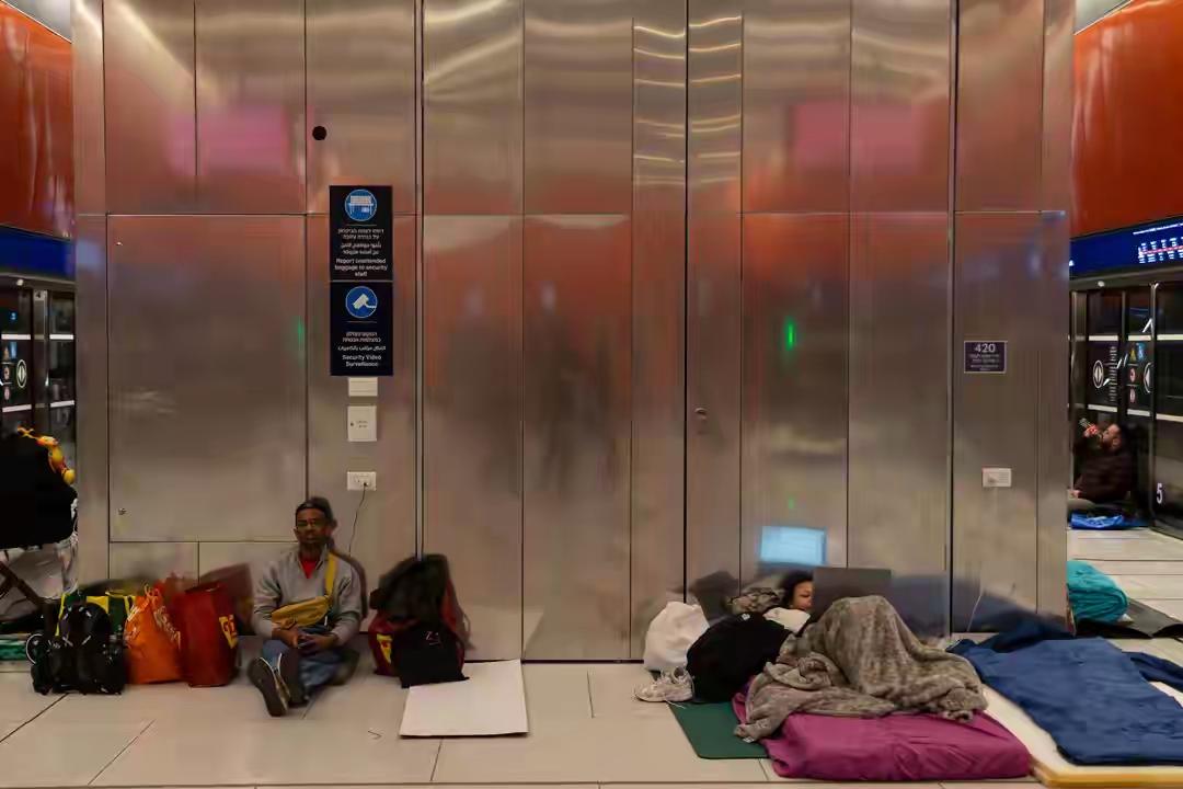 中东足够大，可以容得下包括以色列人在内的中东人民幸福地生活。

以色列人可以切身