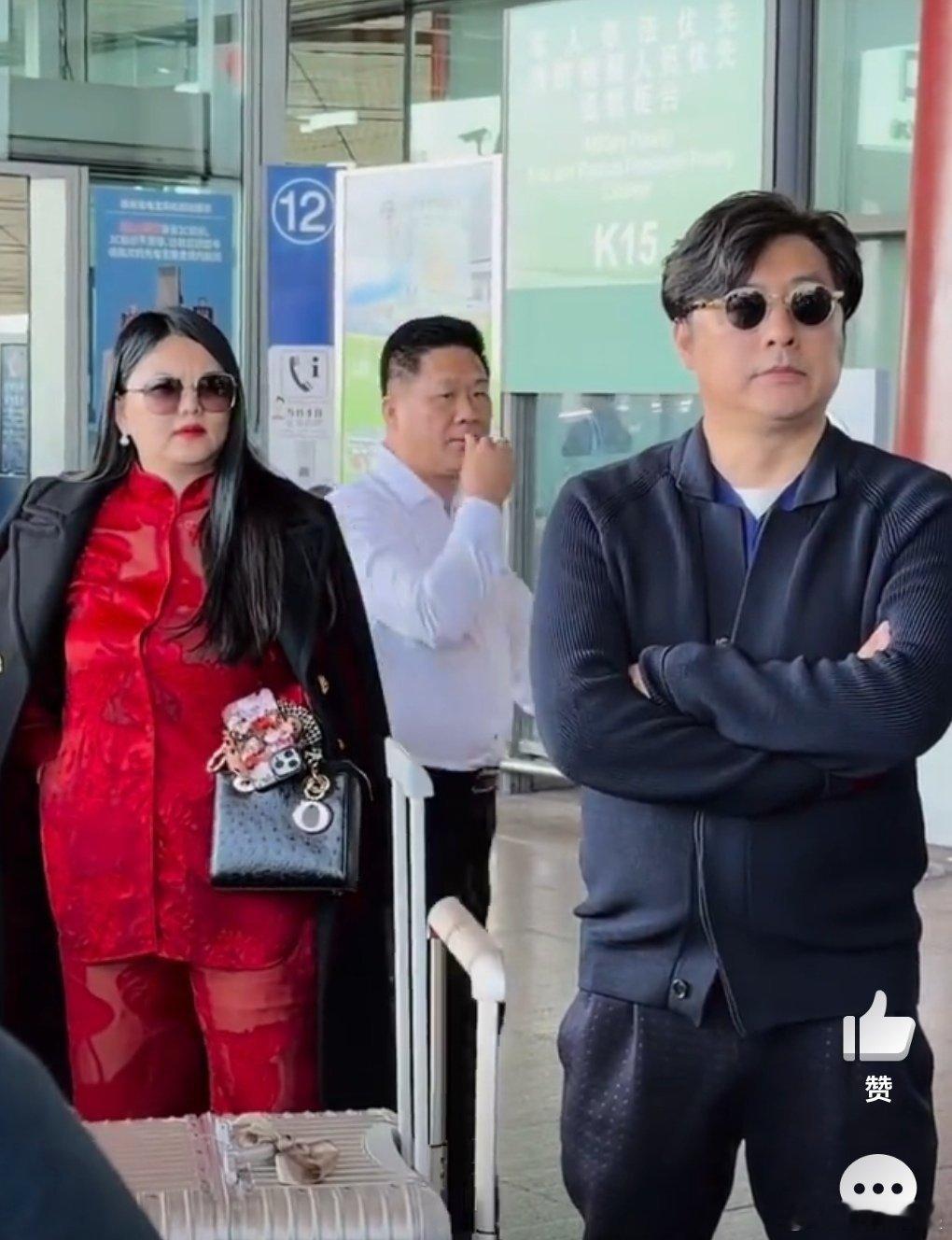 李湘年轻时候瘦的啊现在胖到有点不健康是什么原理 ​​​