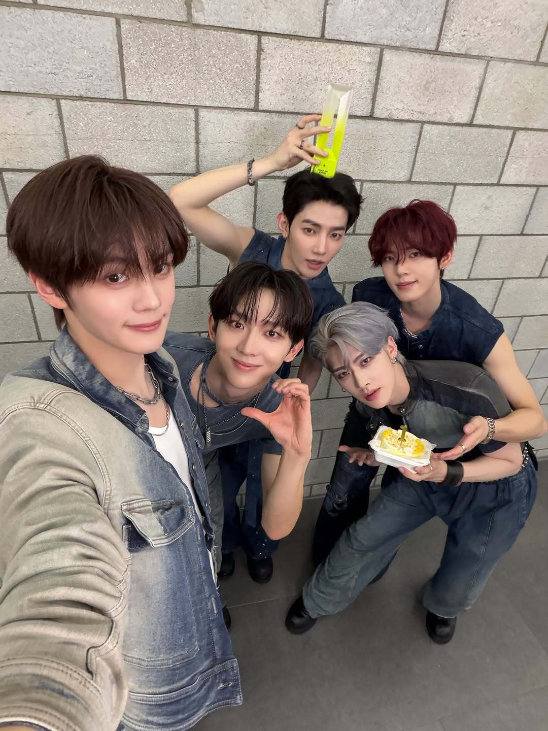260606 and2ble 官方IG更新Ricky