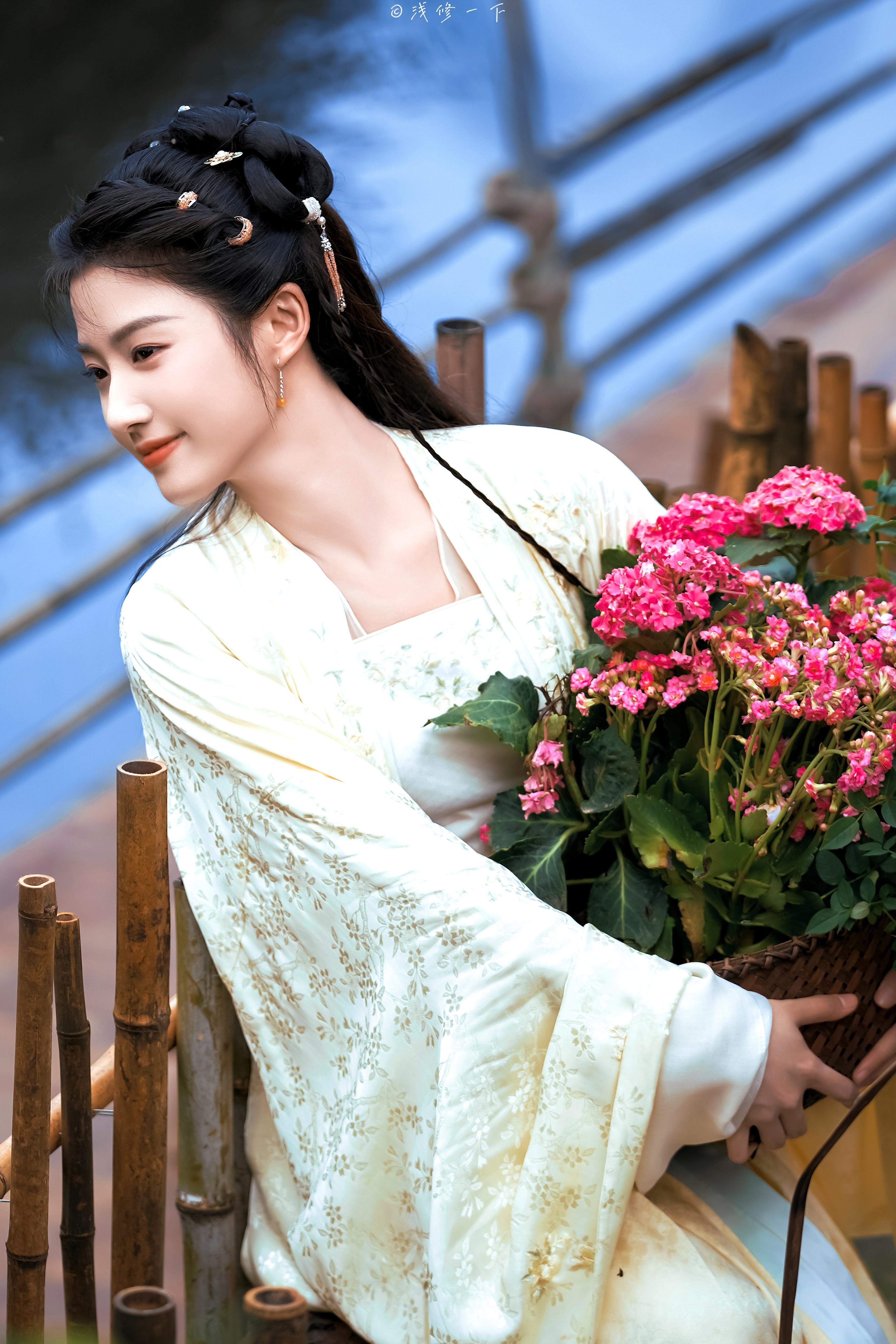 卢昱晓💐 ​​​