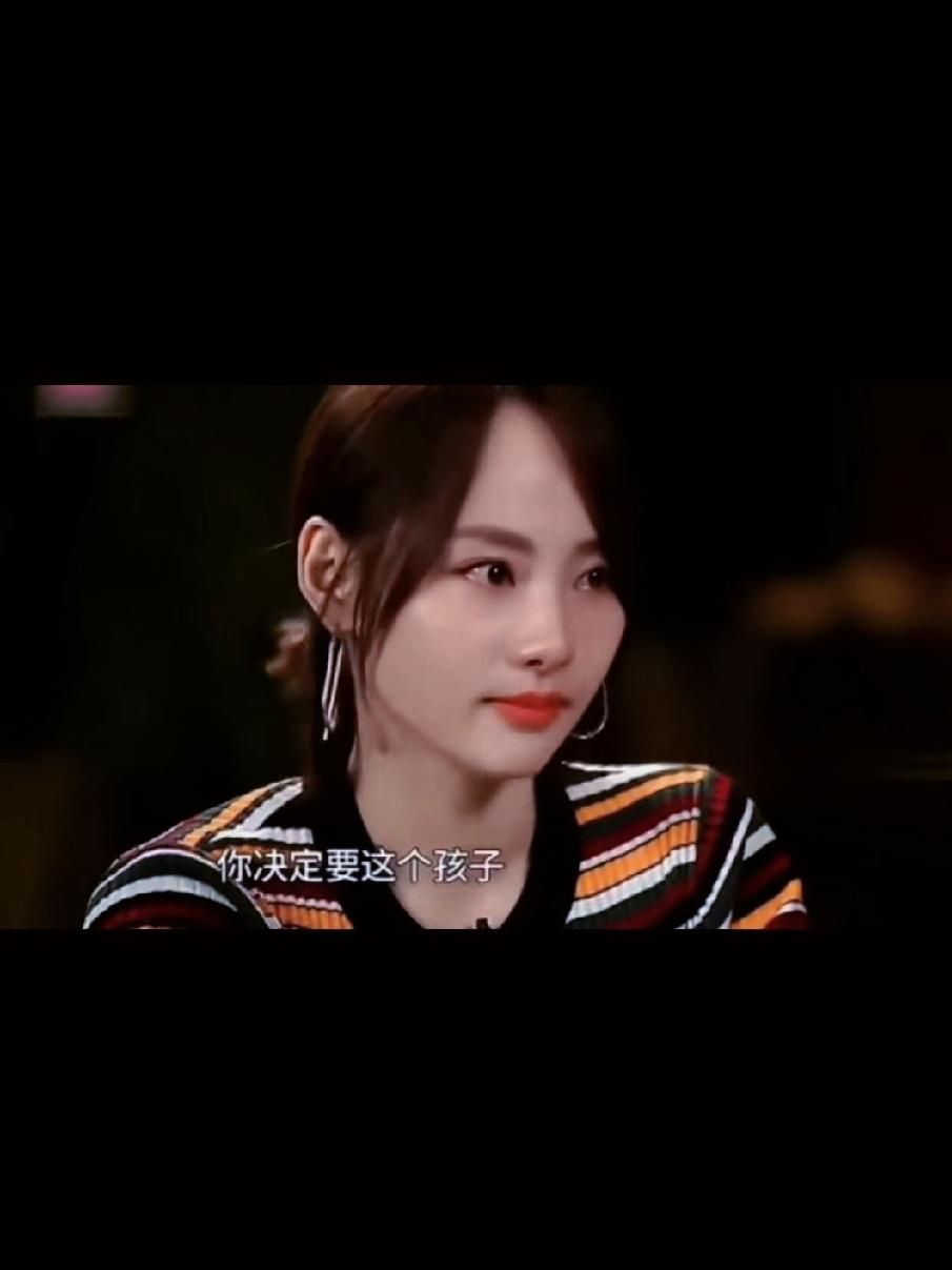 张嘉倪知道自己怀二胎后
不是惊喜
而是伤心地大哭
 
她在节目里说
很爱自己的事