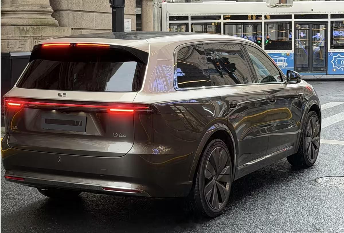 全新理想L9 Livis实车曝光，第二季度上市，新车此前已公布售价（55.98万