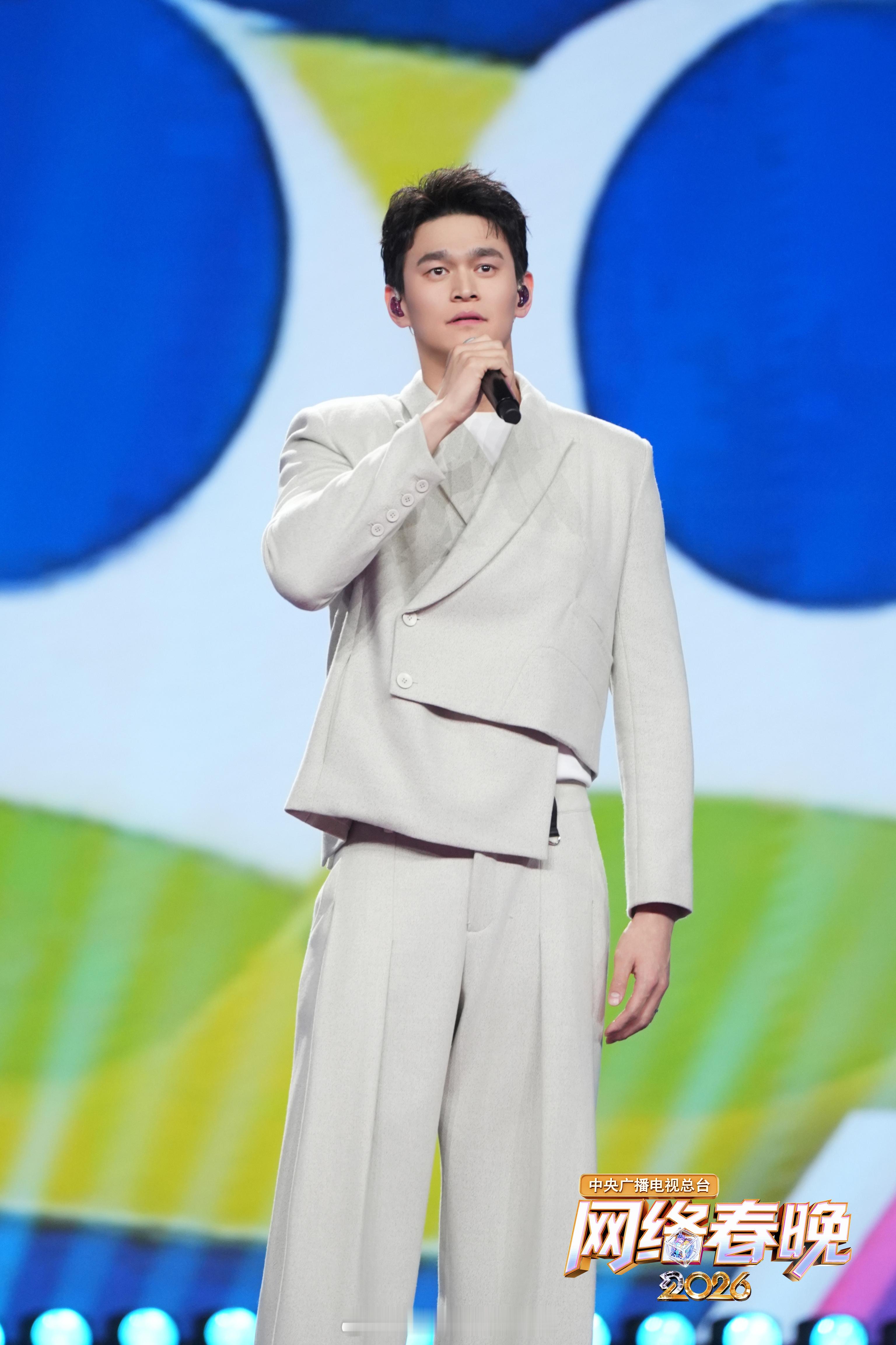 SWim进行时 『9377』20260210 网络春节剧照掉落「以歌声致敬勇敢追