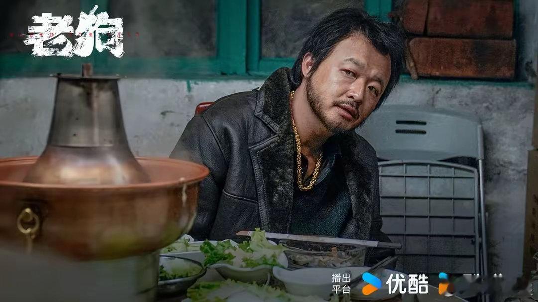 《老狗》上映，虽有包贝尔，但并非烂片，姜武演得非常给力，在网友心目当中，包贝尔算