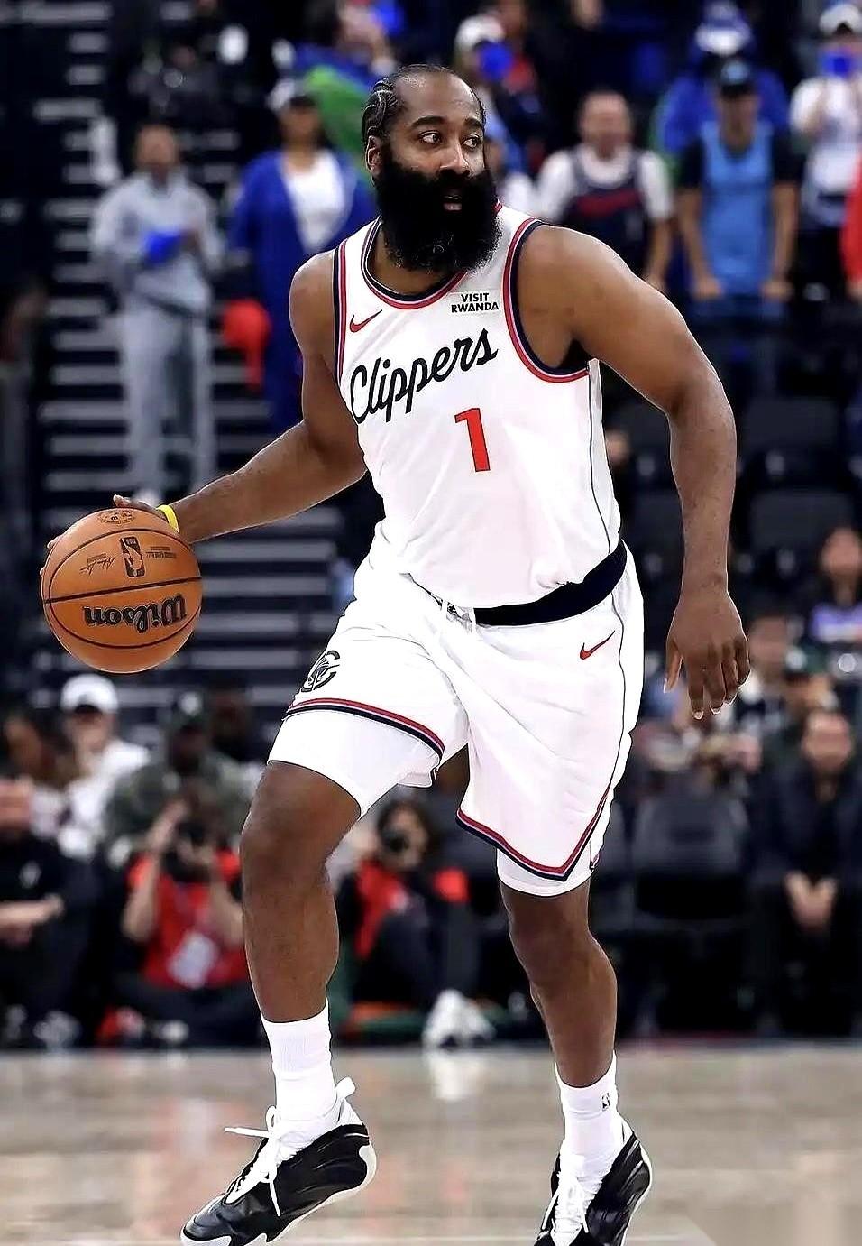 一想到你带头降薪，我这心就堵得慌。
真的。
你把真金白银让出去，不是为了别的，就