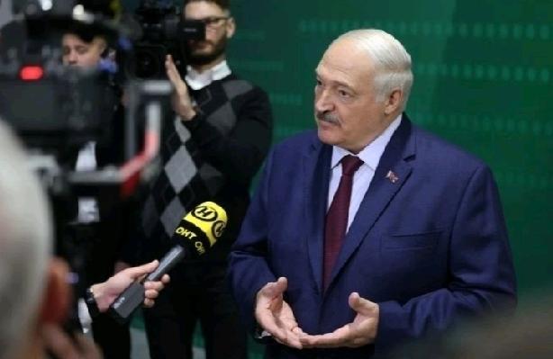 【卢卡申科曝普京暗杀险：金砖峰会前险遭毒手，收拾行李时被紧急劝阻】
 
2026