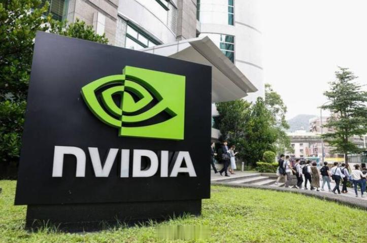 黄仁勋再度减持英伟达股票，套现约 4000 万美元，会是什么重要的信号吗[吃惊]