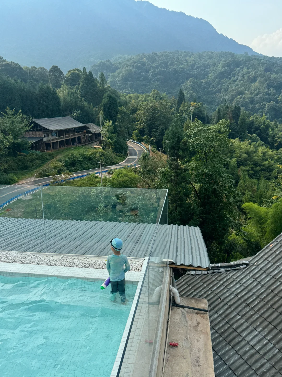 工作暂停🥵第一次来碧峰峡就选对民宿