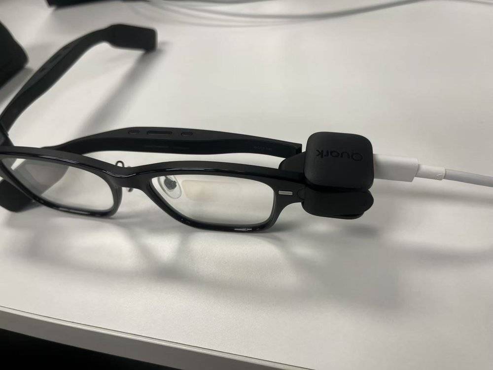 我们试了夸克最新AI眼镜，它能帮阿里打赢流量入口之争吗？