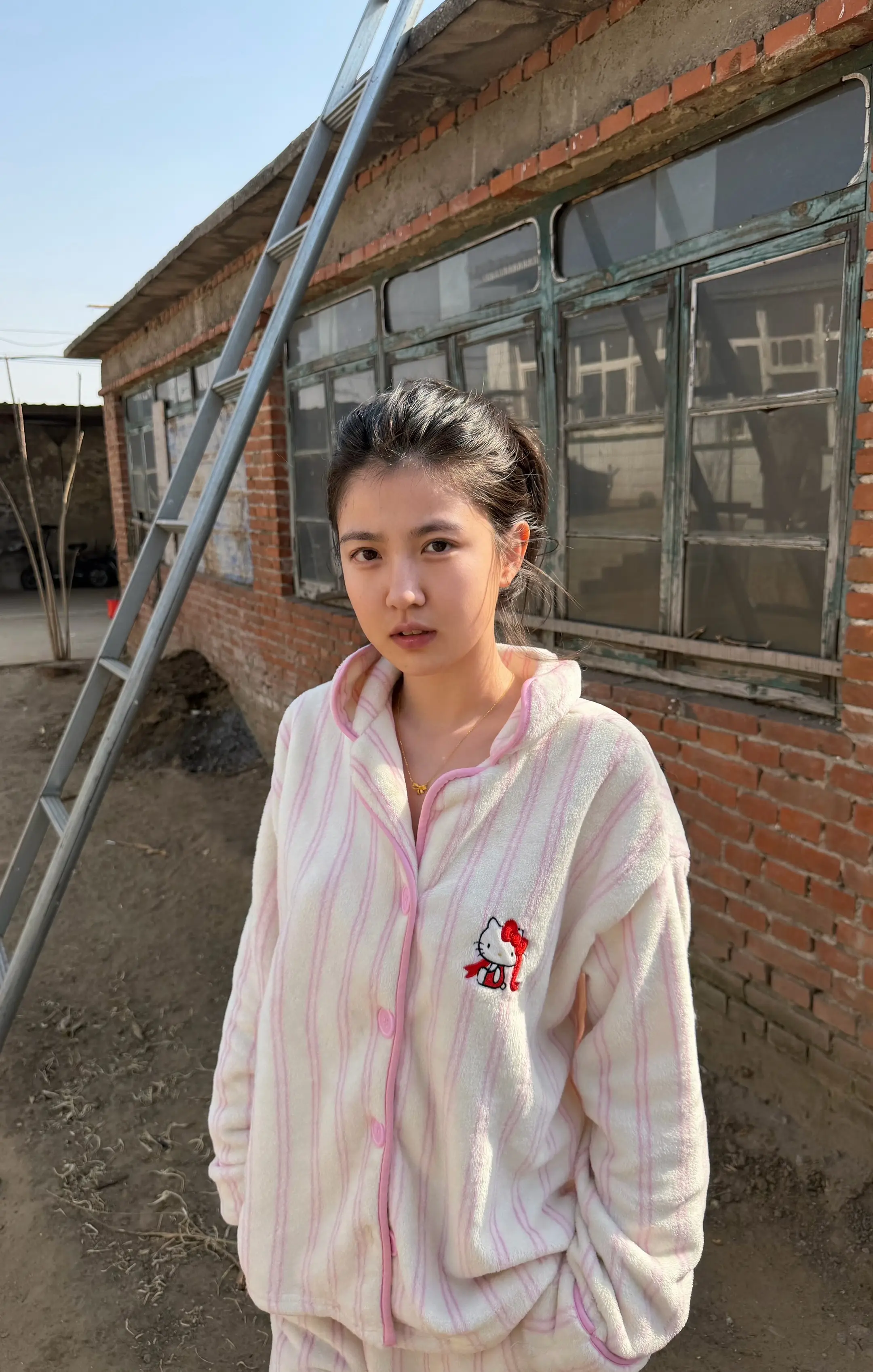 你妈同意你嫁到河北没 同意了我提箱露露去接你