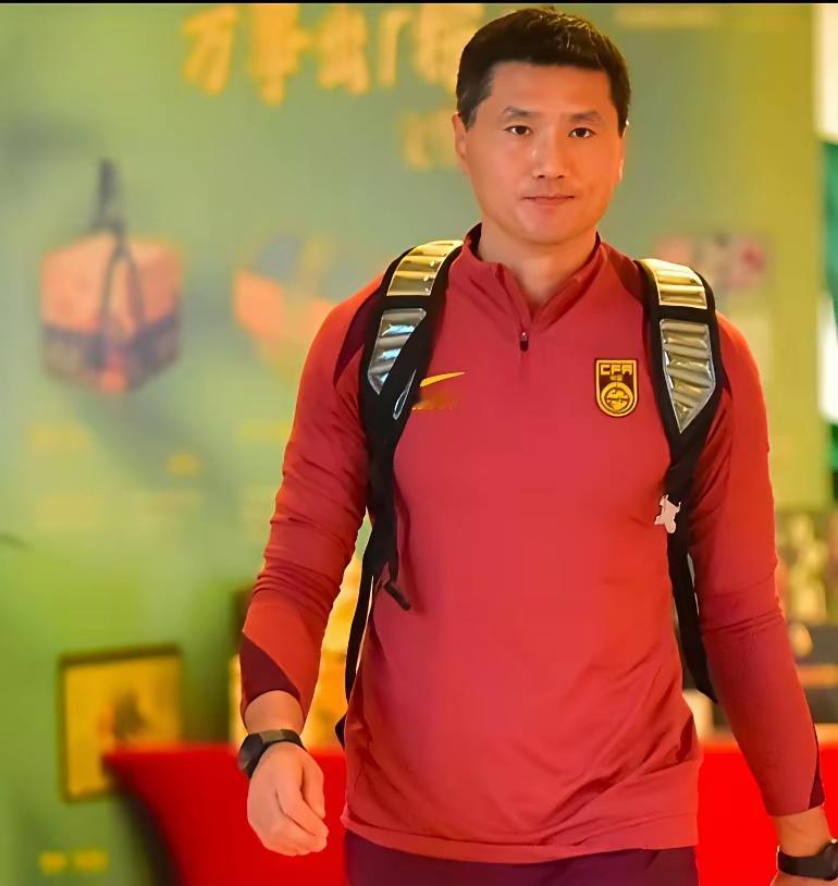 说得好，但是做起来就难了！邵佳一表示：“要真正带领国家队打出让国人满意的拼搏精神