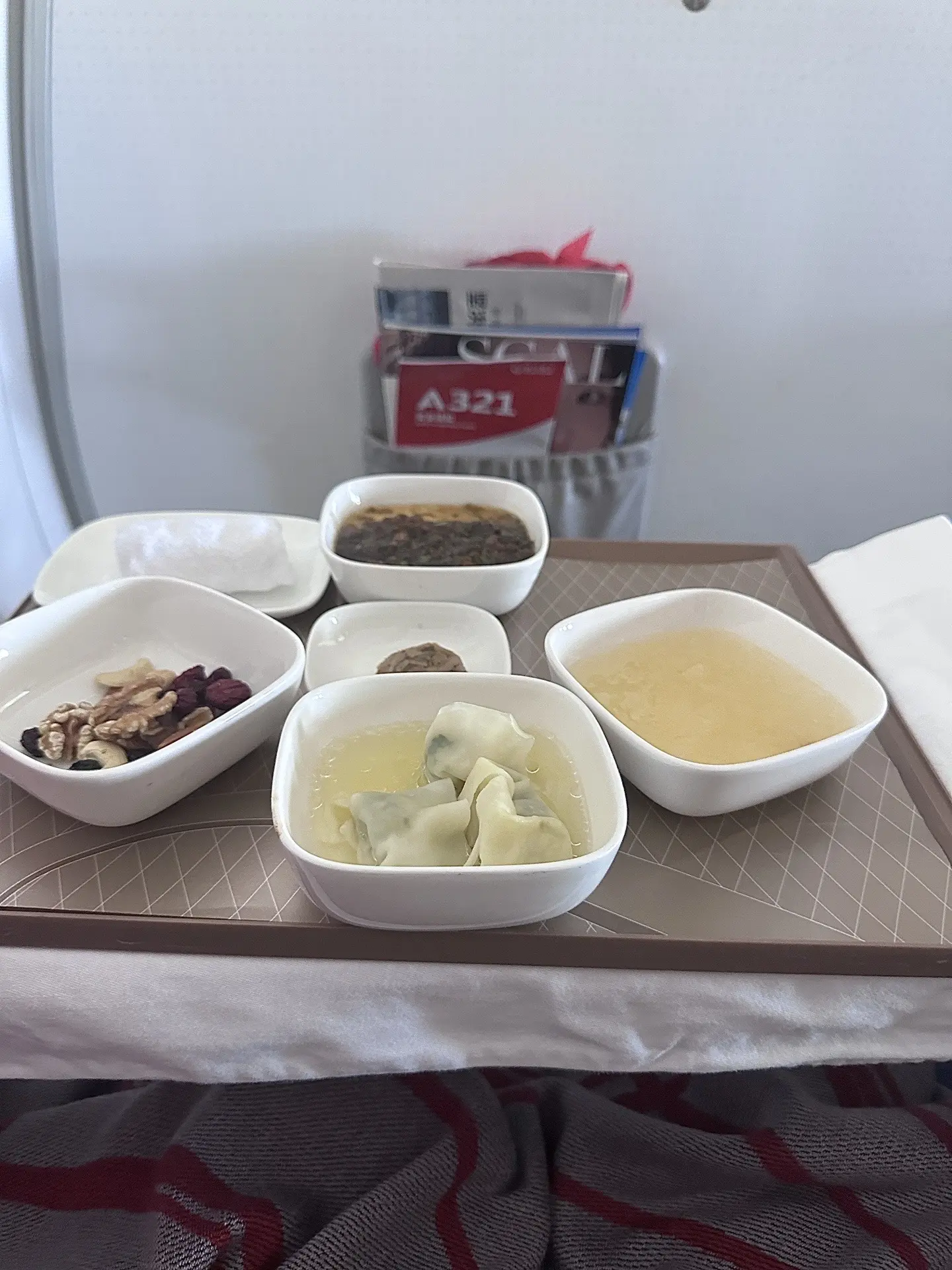 听说了你过去的苦楚 所以我的出现就是为了让你幸福