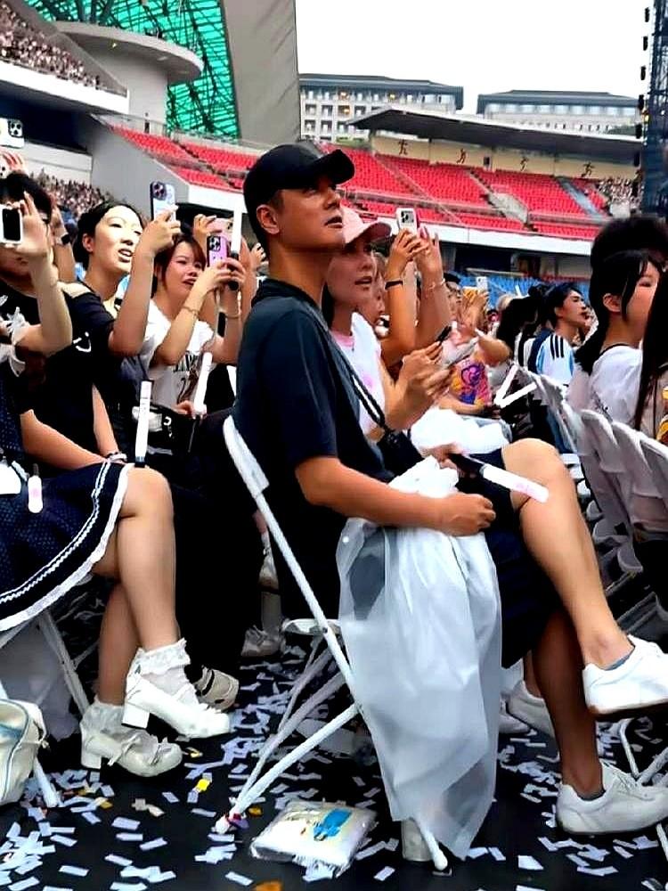 演员任重这个选择，有点东西。每年主动推掉两三部戏，几百万说不要就不要。

他给自