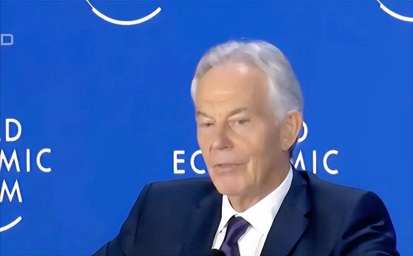 最近加沙和平进程突然爆出大反转，特朗普3个月前力推的加沙“和平委员会”核心人选之