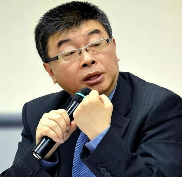 邱毅：台湾反对统一的人占九成以上！蔡英文：“一中”是唯一选择
邱毅在政论节目中指