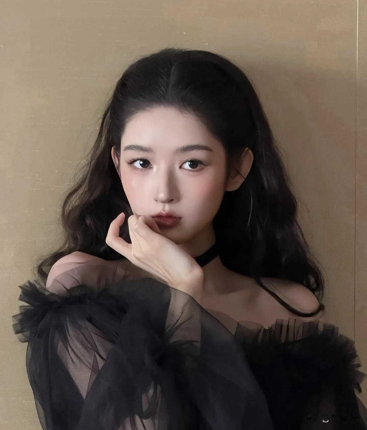 有人好奇的问？说王玉雯最近怎么越来越漂亮了，我觉得其实很多明星都是这样。

随着