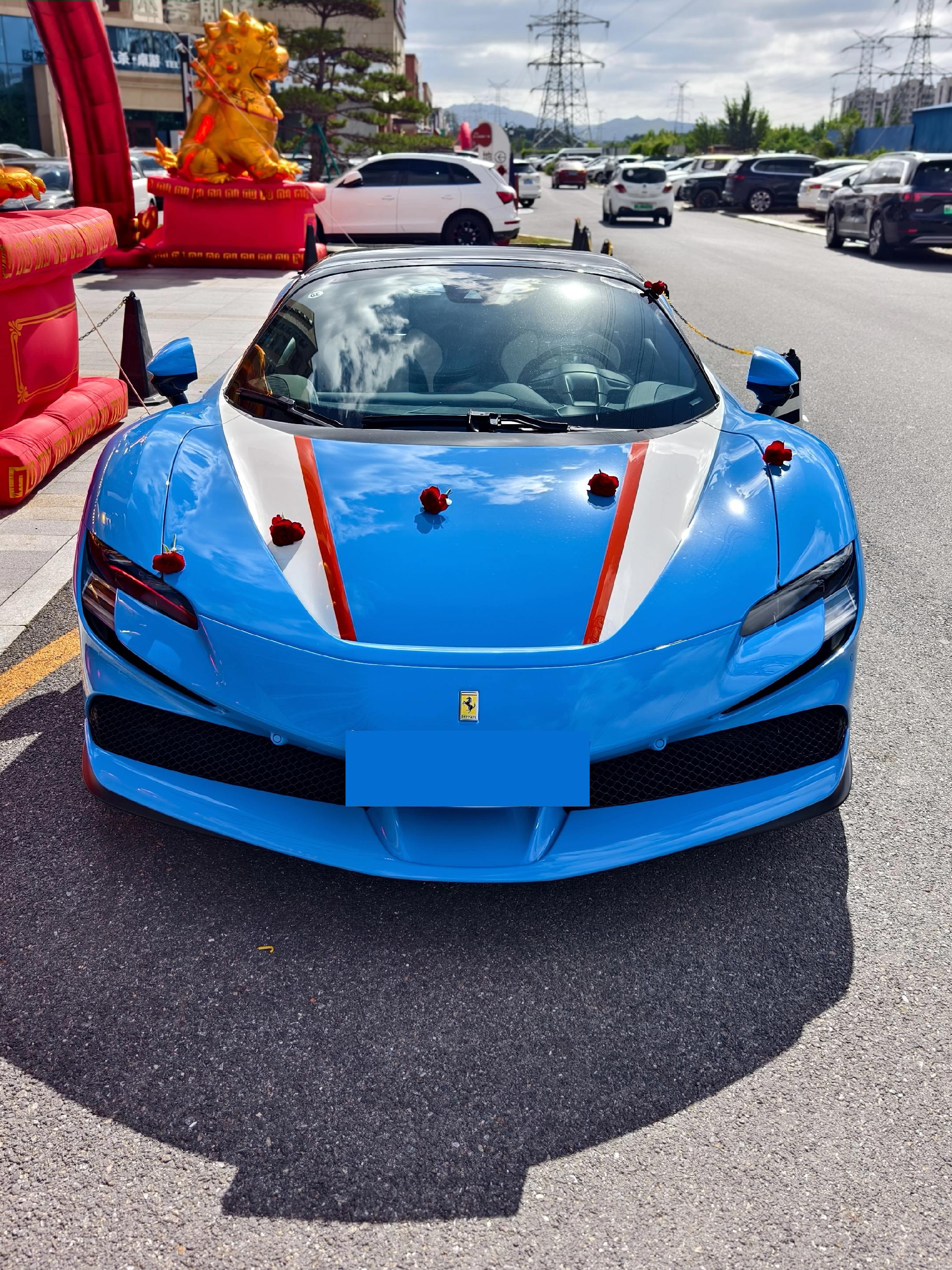 SF90TailorMade敞篷。终于见到这台Tailormade