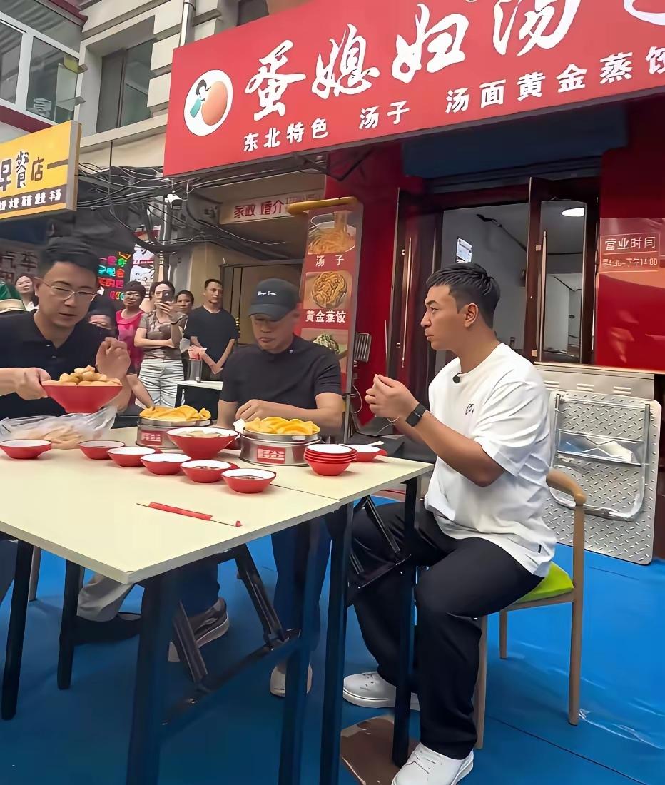 释小龙要是跟何洁最后走在一起了，会不会幸福