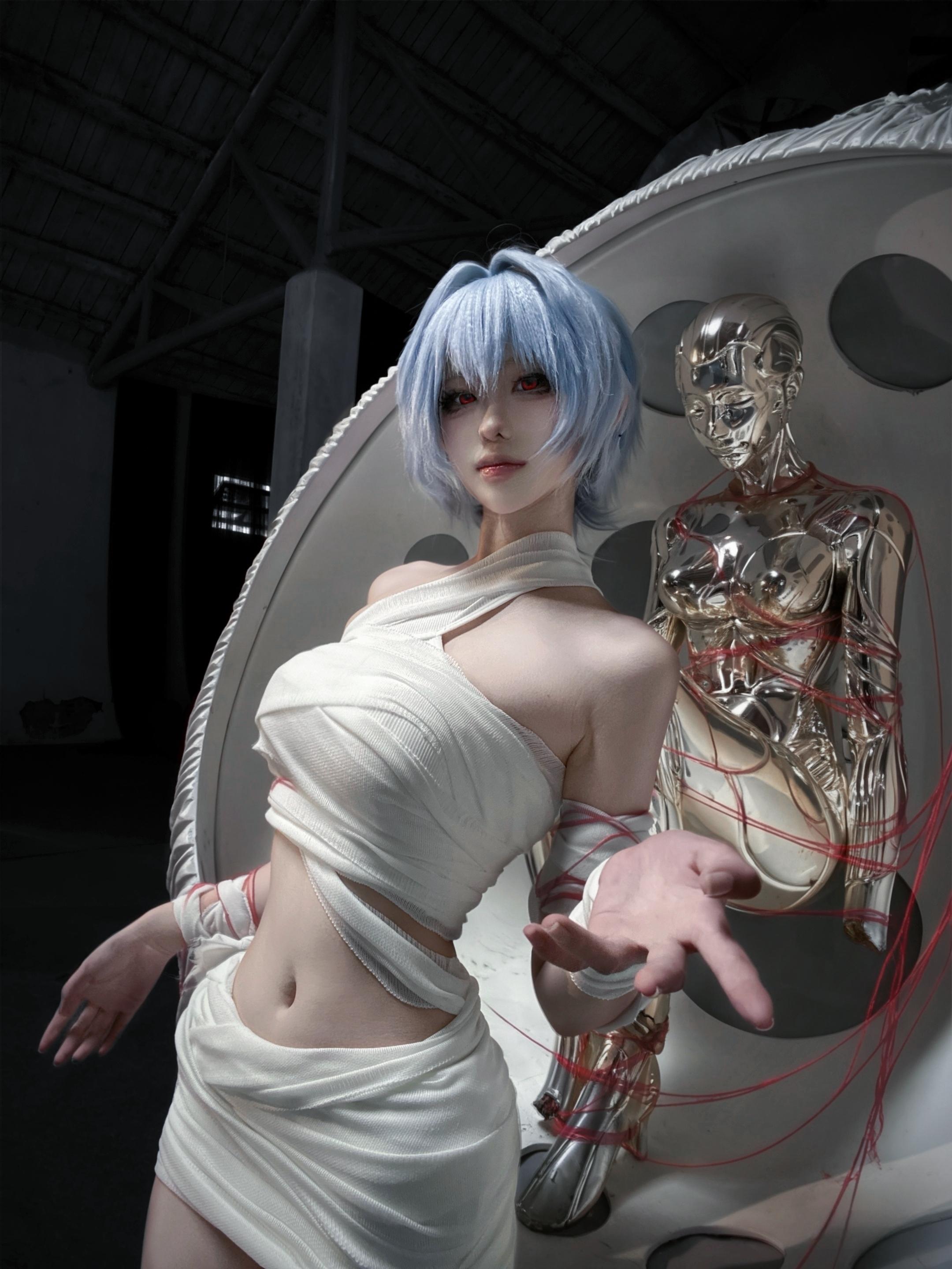 出生是死亡的開始 死亡是現實的延續      受邀去杭州不止眼眸展拍的哦