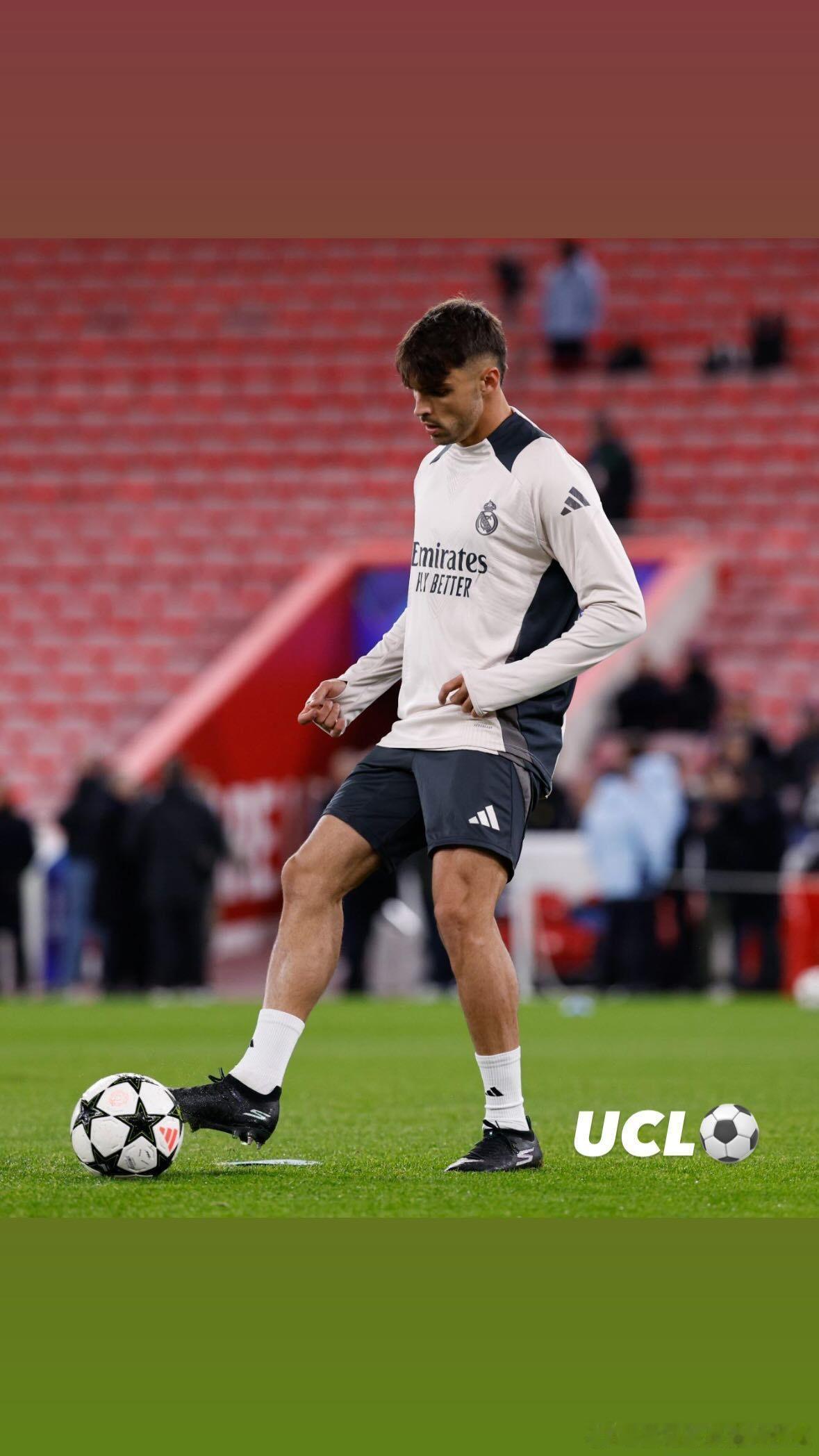 阿森西奥: 欧冠⚽️ 