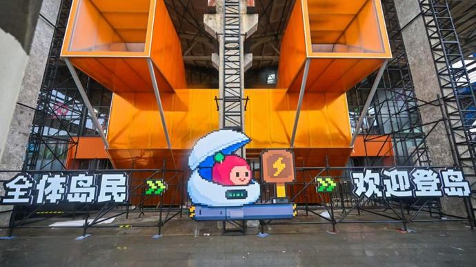 游戏圈老炮们最近被小红书惊到了。上海15万平米的RED LAND展，塞进160多