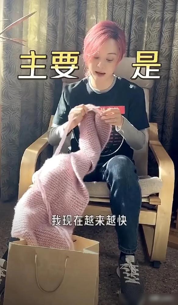 700万的LV劳力士，输给邓超一下午做的18个毛球，孙俪这招太狠了。
你以为明