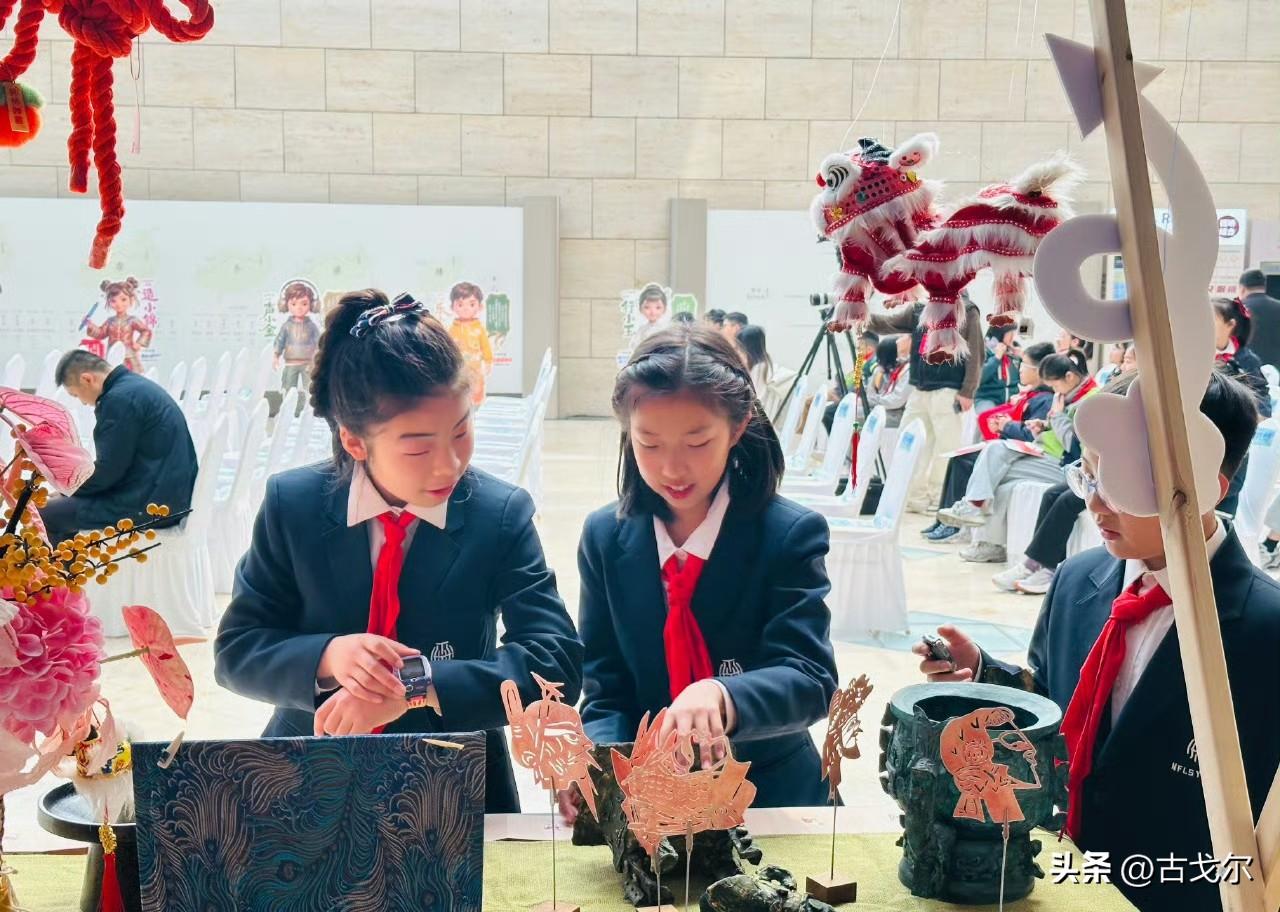 2025年5月16日，江苏“拥抱文博 接力传承”青少年文化实践行动在南京博物院正