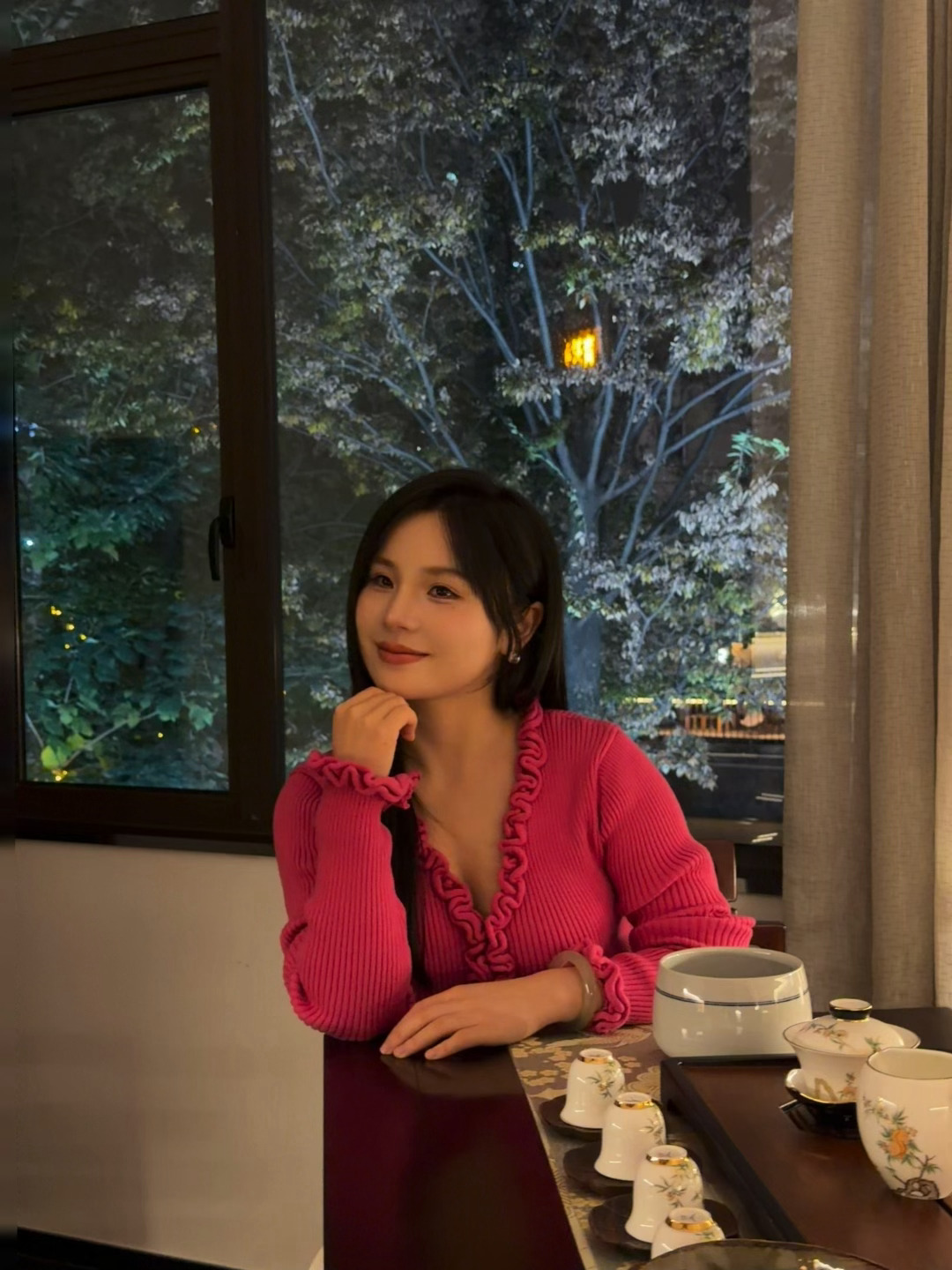 在“她身边”的幸福时刻 