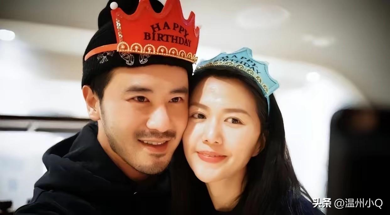 原来谭维维是个实打实的颜控啊，老公陈亦飞是名台湾演员，长得还挺帅的，两人好般配。