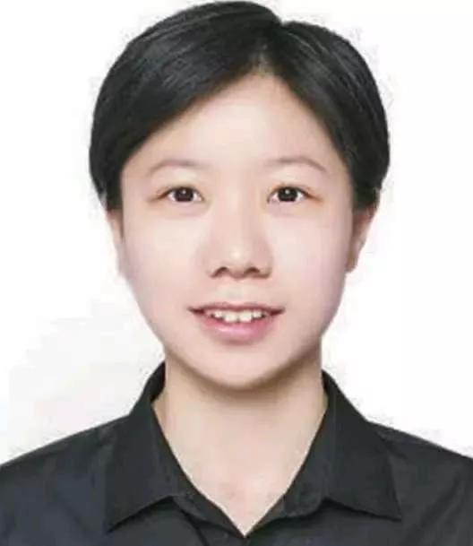 1994年，太原1女婴因手臂残疾被抛弃，58岁拾荒妇人见其可怜，把她捡回家用面糊