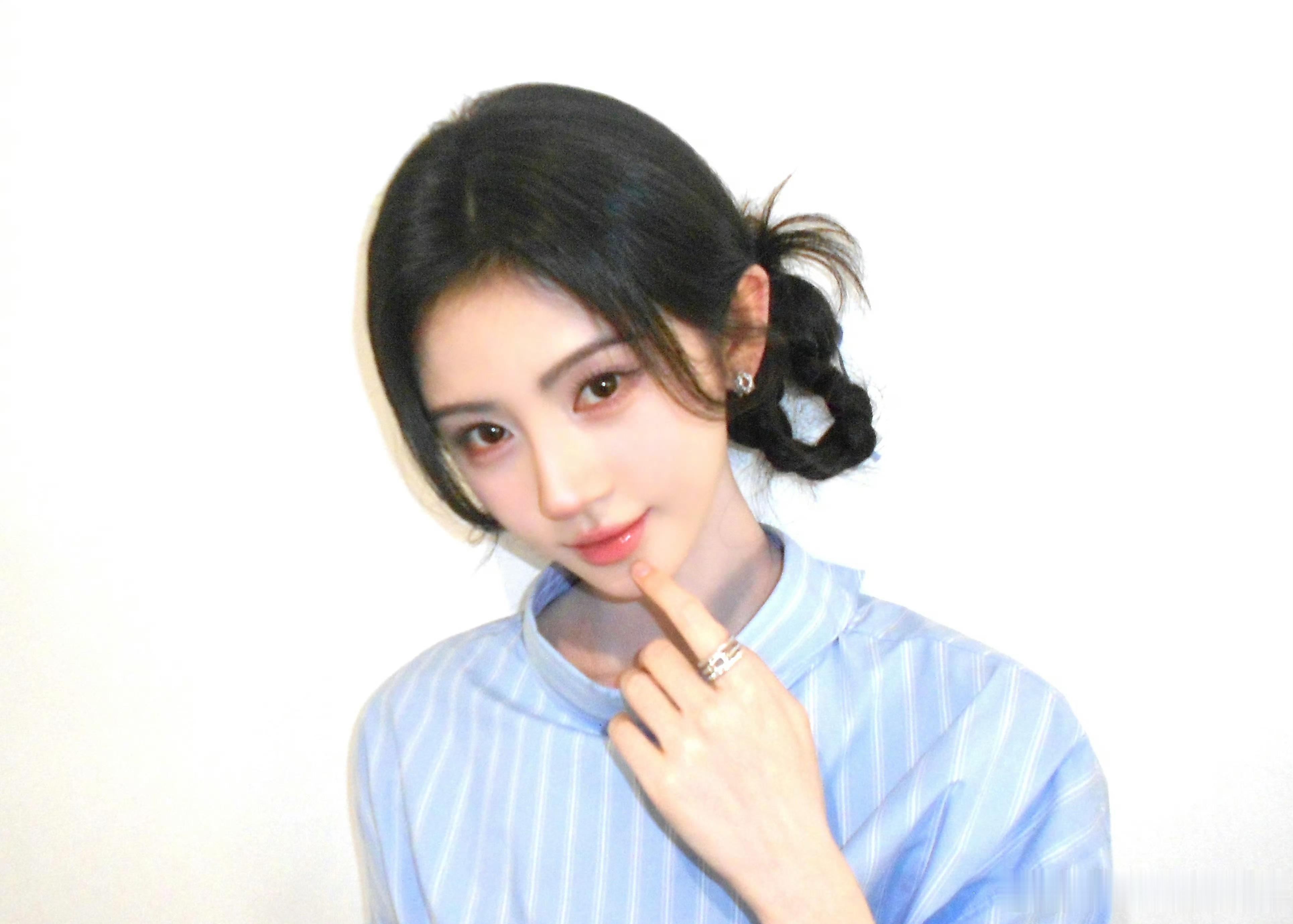 鞠婧祎我保证你是天使 只是世界有点坏 