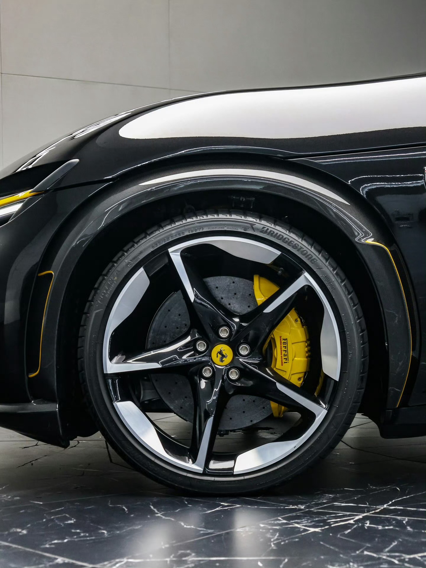 法拉利 Purosangue