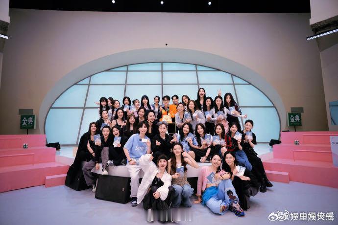 曝浪5姐姐上恋综网传乘风姐姐上素人恋综网传浪5姐姐将加盟素人恋综，消息一出掀起全