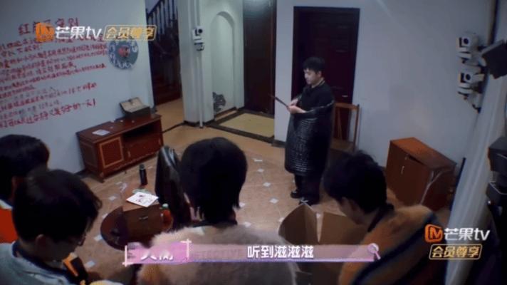 唐九洲回旋镖扎到了自己身上 唐九洲回旋镖扎到了自己身上，在《名侦探学院》的一期节