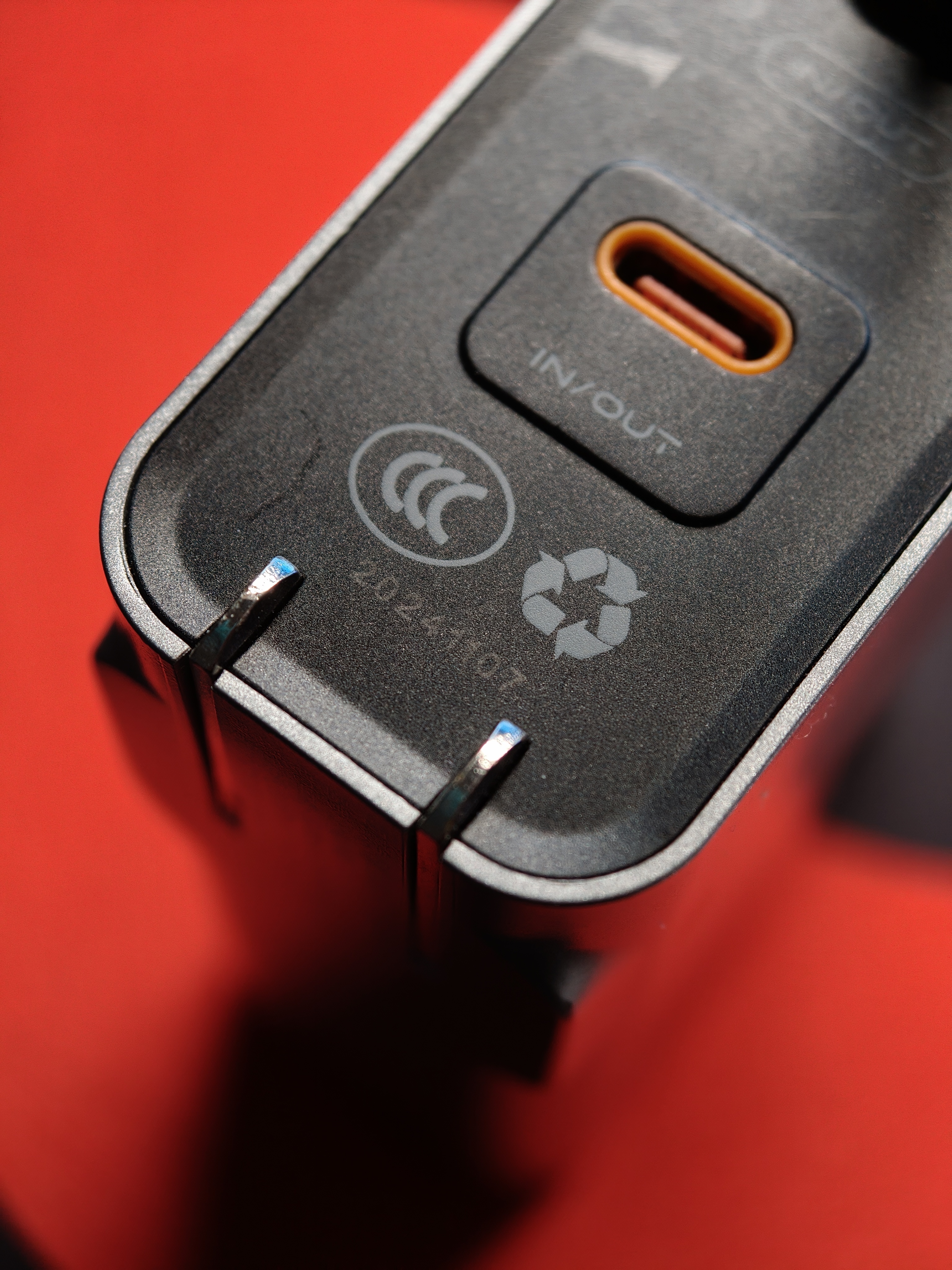 我理解，应该是企业之前申请的3C认证不算数了，需要按照新标准重新为自家产品申请。