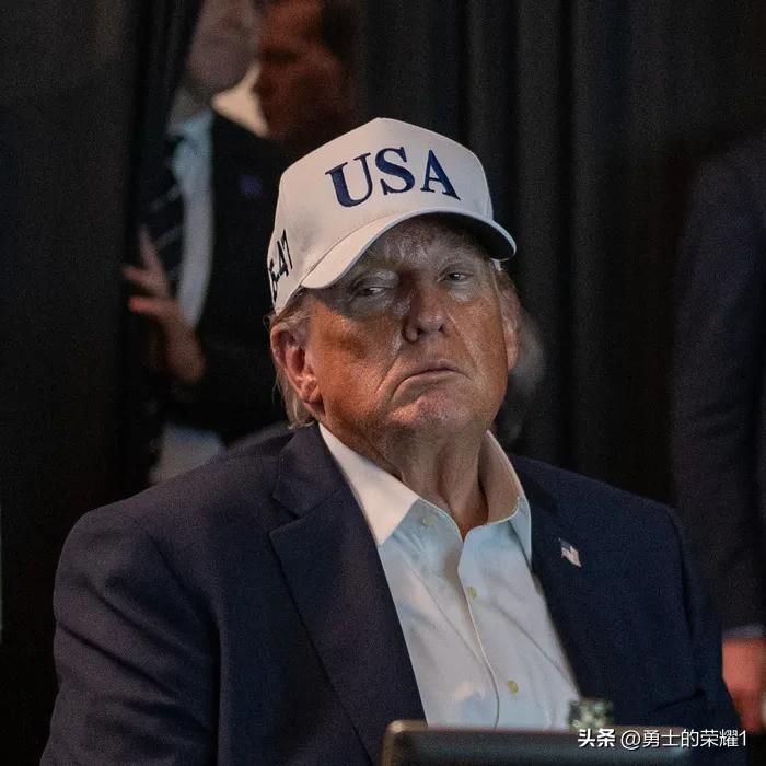 特朗普刚刚宣布他对伊朗下一任最高领袖拥有否决权。
"我必须参与任命过程，就像委内